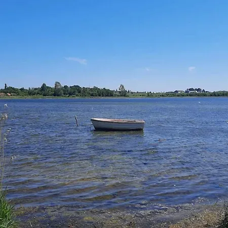4 Star In Vaeggerlose-by Traum *